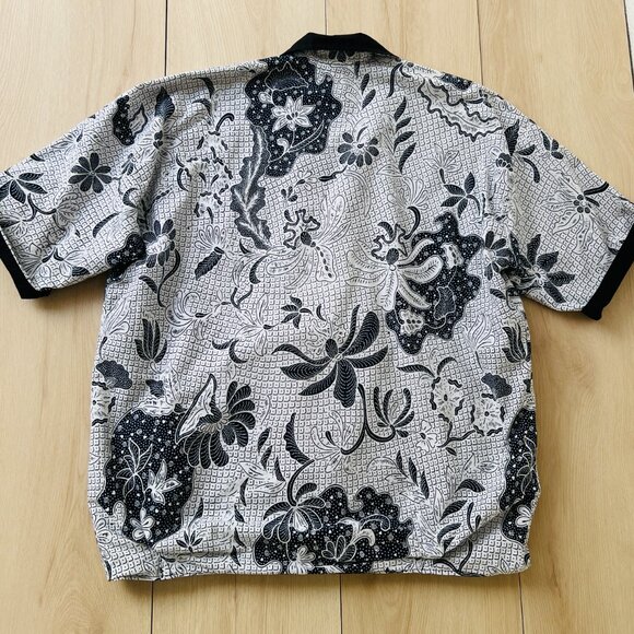 Rainbow Jo Maui Hawaii Navy & White Floral Dolman Jacket w/ Toggle Closure Large - Picture 3 of 16